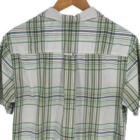 The North Face Mens Plaid Collared Short Sleeve Button Down Wicking Shirt Green - Picture 4 of 8